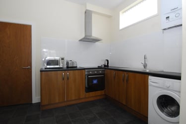 1 bed flat, 20 Woodland Terrace,, Greenbank, Plymouth, PL48NL - Image 2